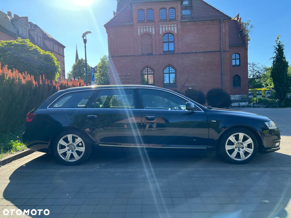 Audi A6 Avant 2.7 TDI DPF quattro tiptronic - 16