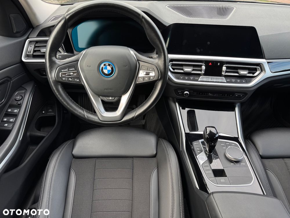 BMW Seria 3 - 15