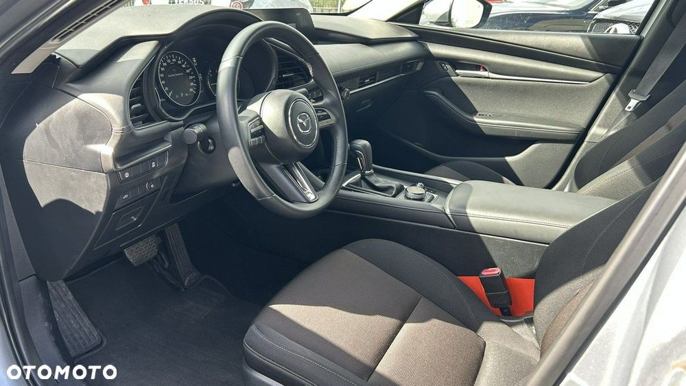 Mazda 3 - 8