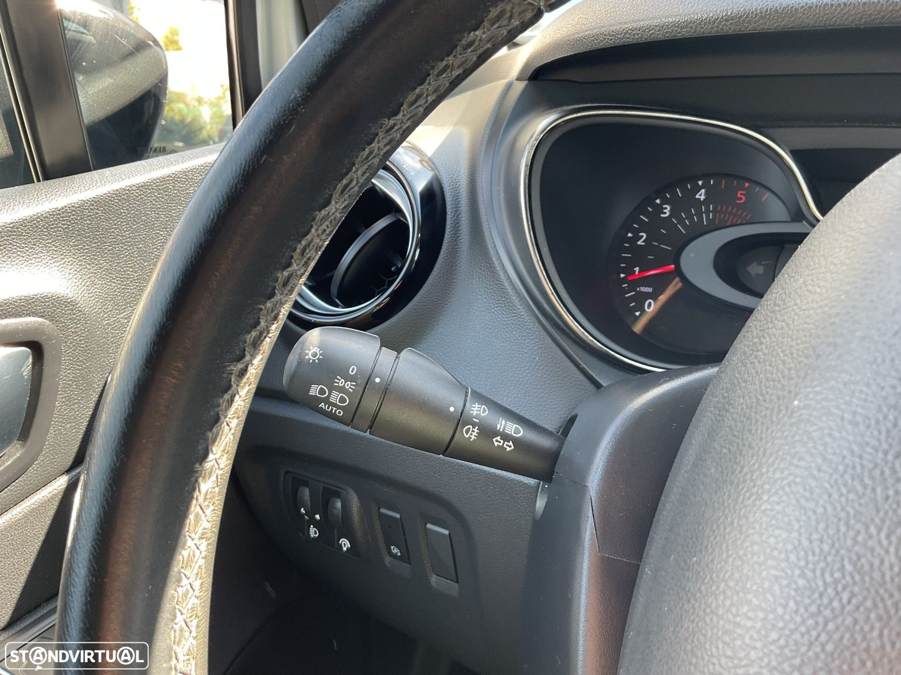 Renault Captur 1.5 dCi Exclusive - 38