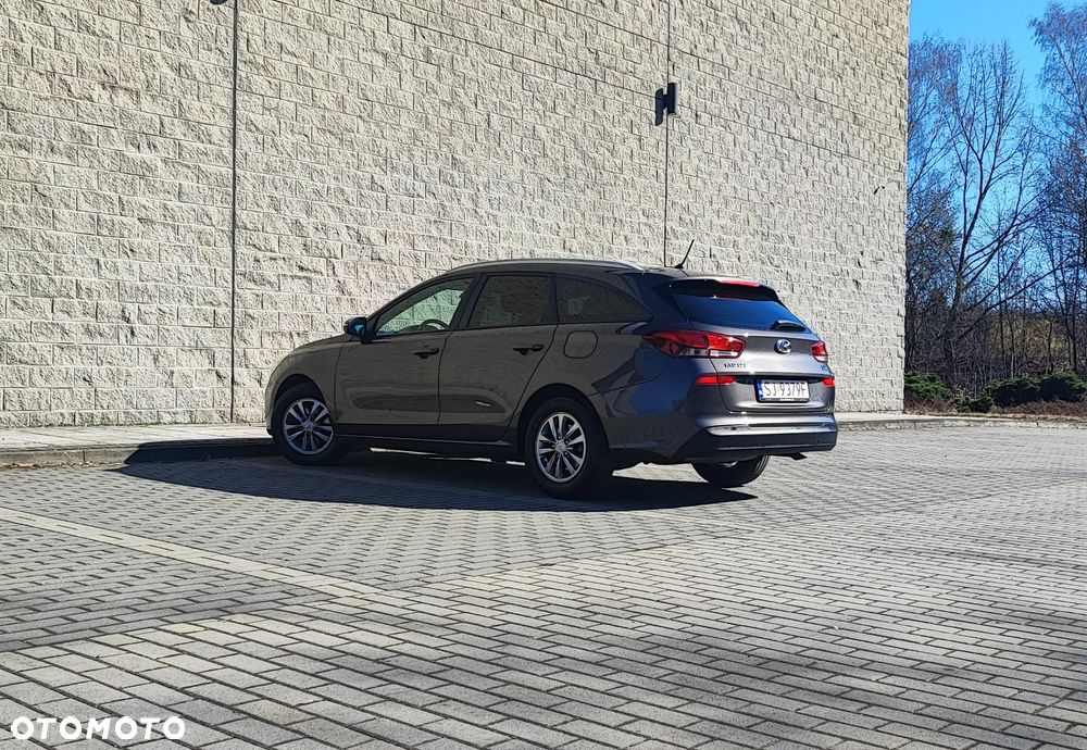 Hyundai i30 - 19