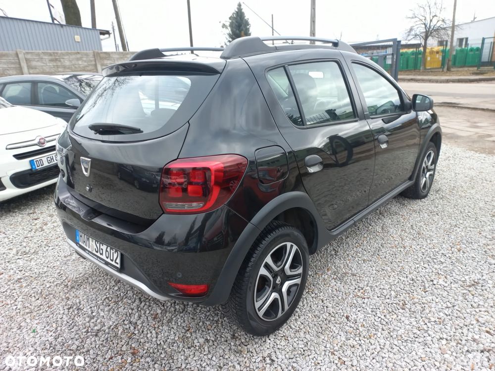 Dacia Sandero Stepway TCe 90 (S&S) Celebration - 14