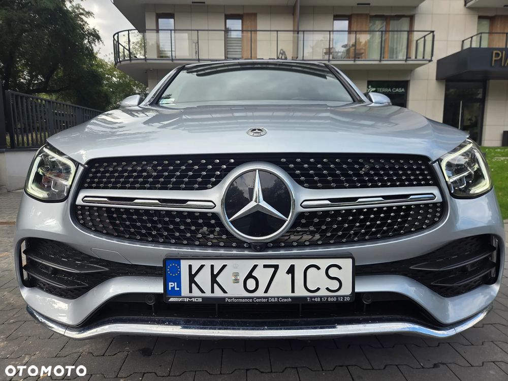 Mercedes-Benz GLC 200 4Matic 9G-TRONIC AMG Line Plus - 22