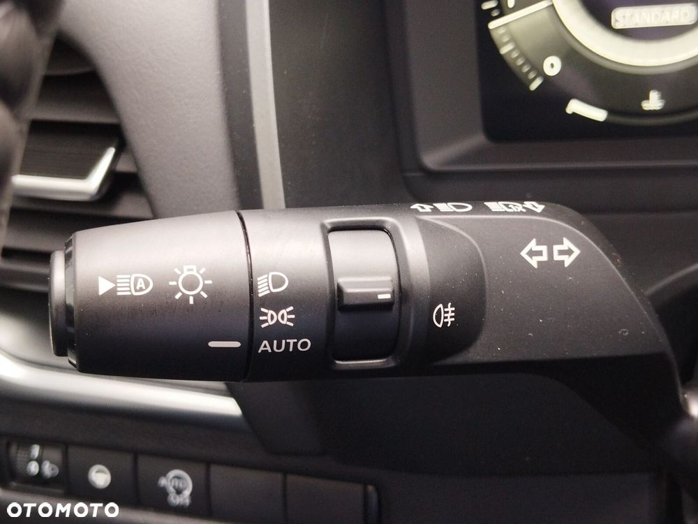 Nissan Qashqai 1.3 DIG-T MHEV N-Connecta Xtronic - 22