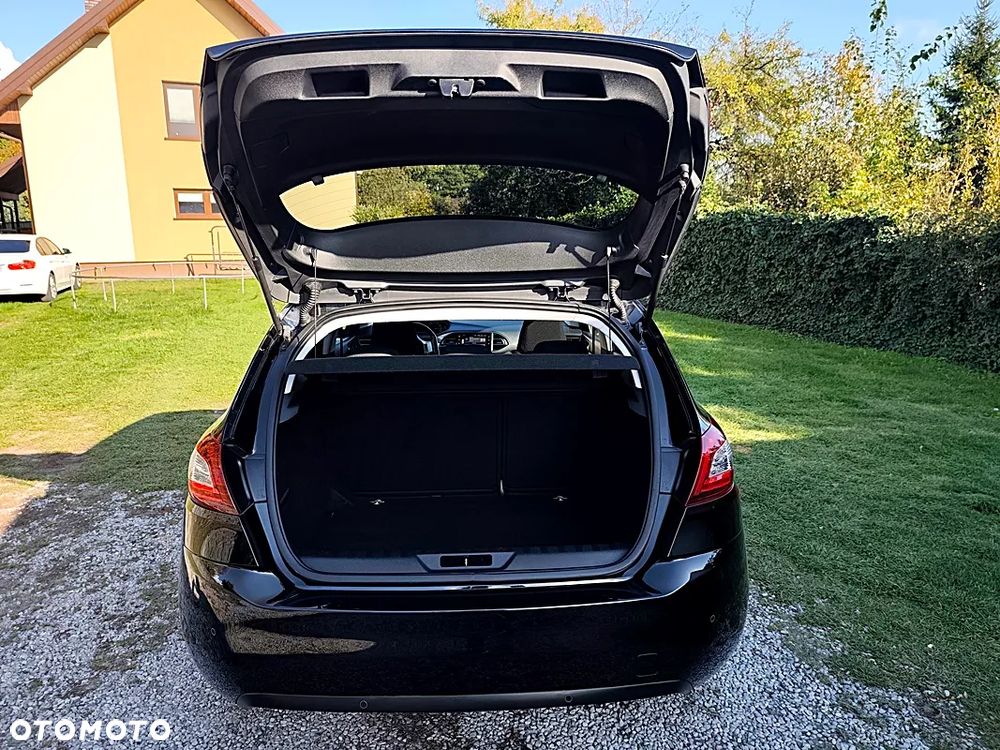Peugeot 308 82 VTi Active - 25