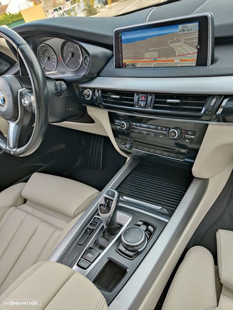 BMW X5 25 d sDrive Comfort 7L - 22