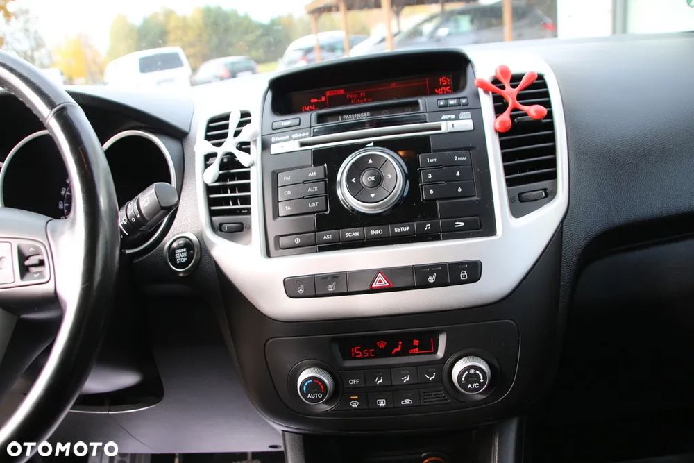 Kia Venga 1.4 CVVT Attract - 23