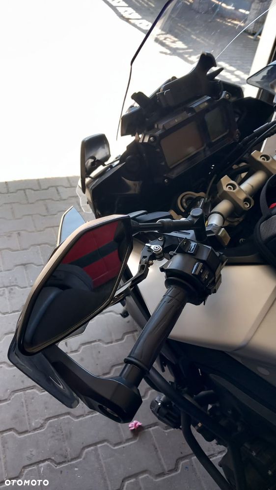 Yamaha MT - 7