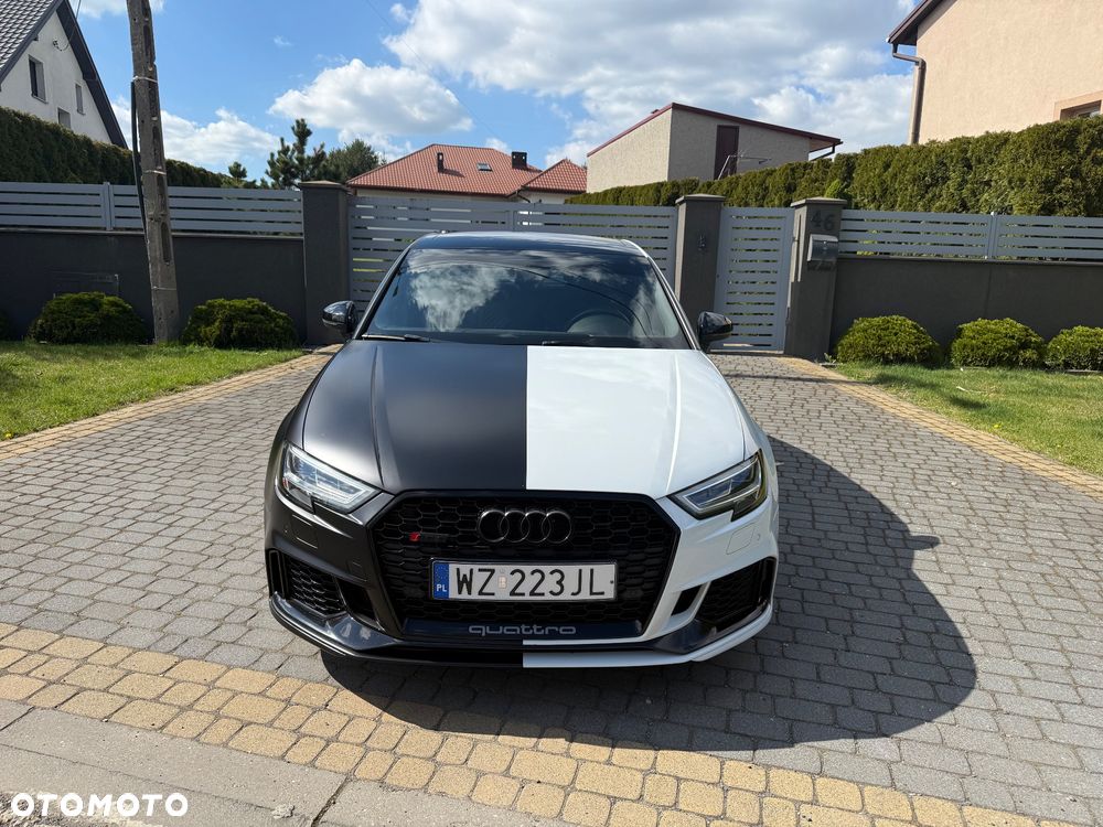 Audi RS3 Limousine S tronic - 2