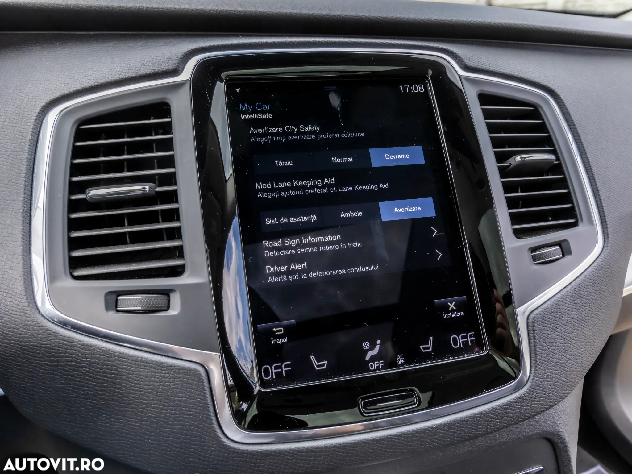 Volvo XC 90 T8 AWD Twin Engine Geartronic Momentum - 26