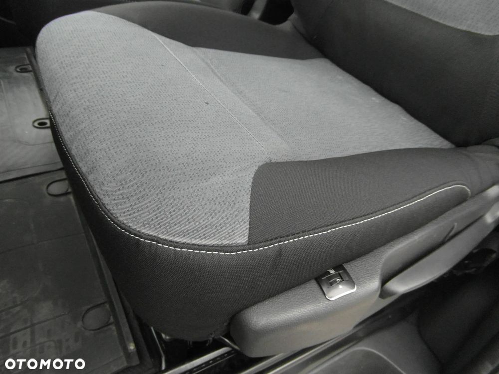 Opel VIVARO L2H2 MAXI - 20