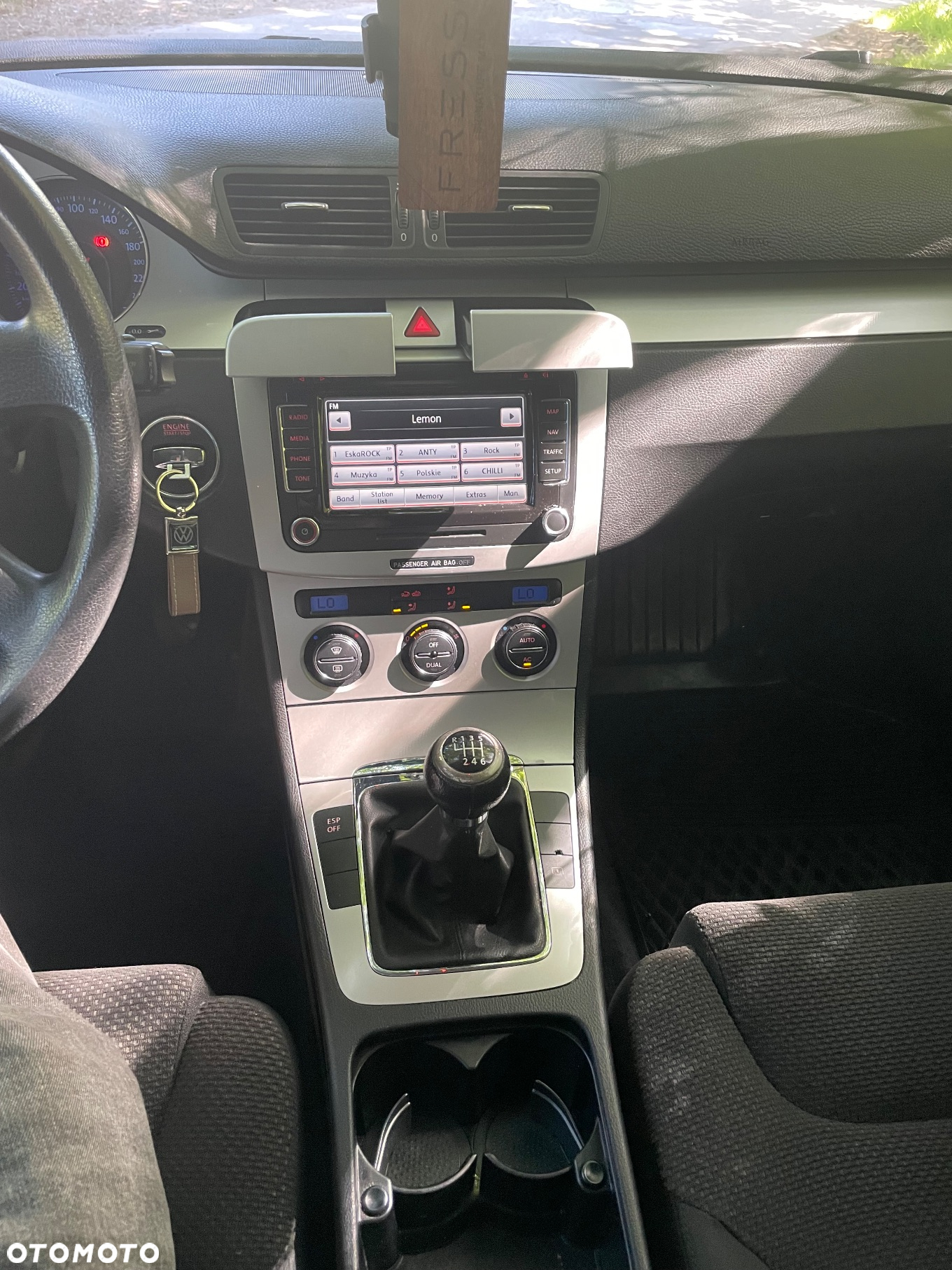 Volkswagen Passat 2.0 TDI Comfortline - 19