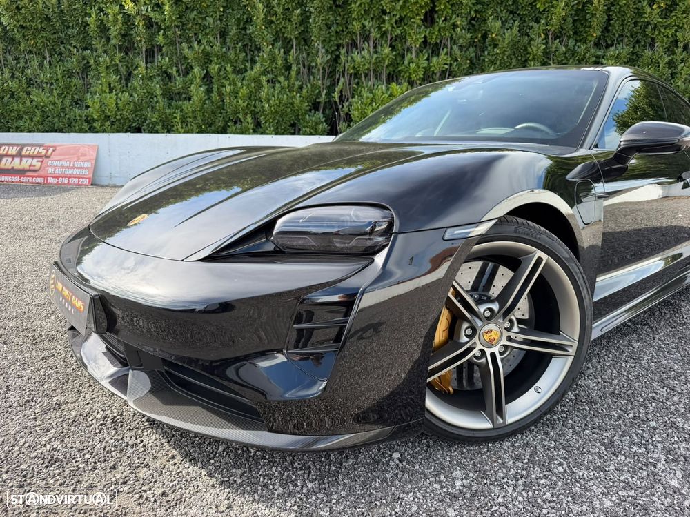 Porsche Taycan Turbo S - 23
