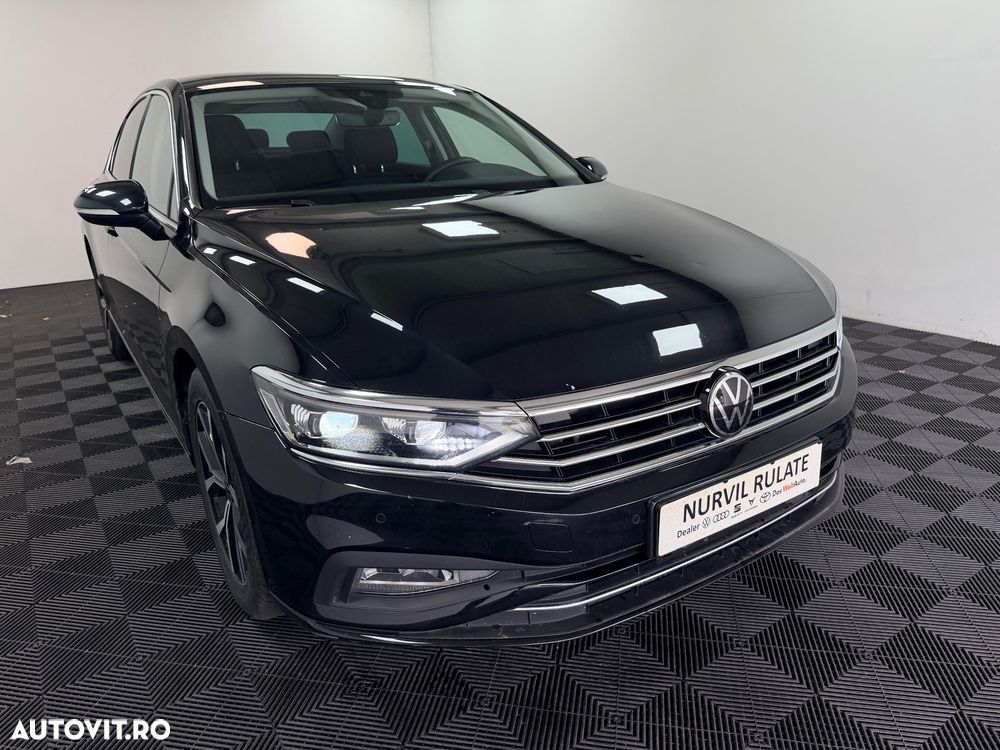 Volkswagen Passat 2.0 TDI DSG Highline - 19