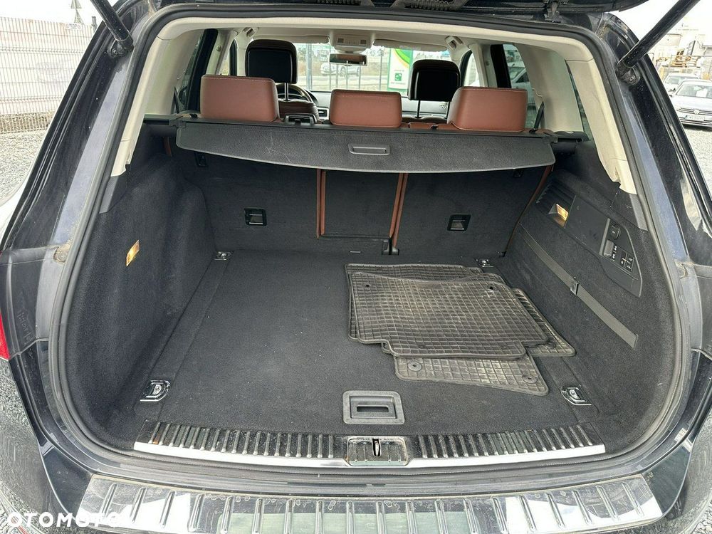 Volkswagen Touareg 3.0 V6 TDI BMT Business Line - 36