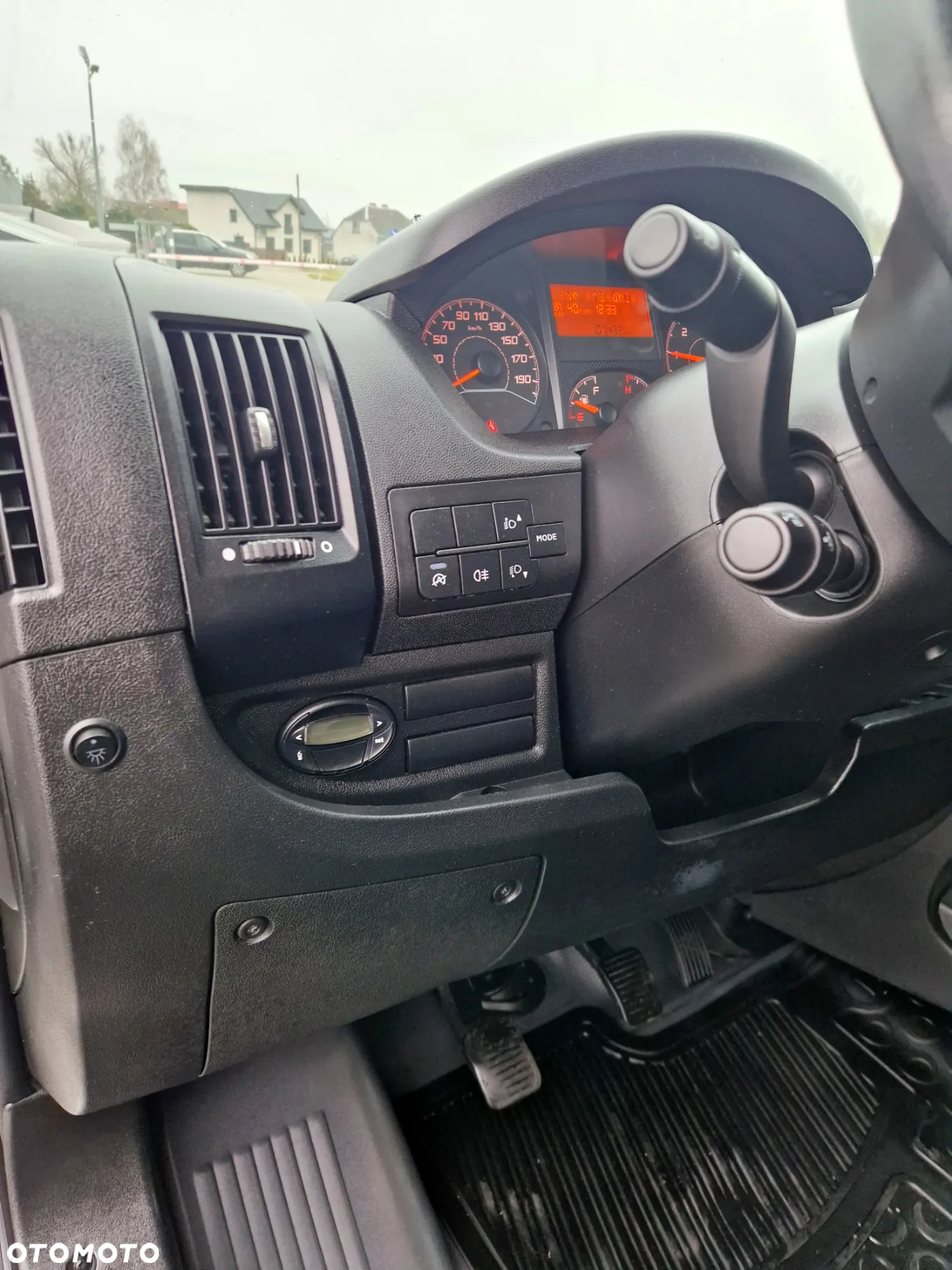 Peugeot BOXER 2,2 HDI 165 KONNY KONTENER 4,2M KLIMA WEBASTO KAMERA 107T/KM PRZEBIEGU GWARANCJA - 13