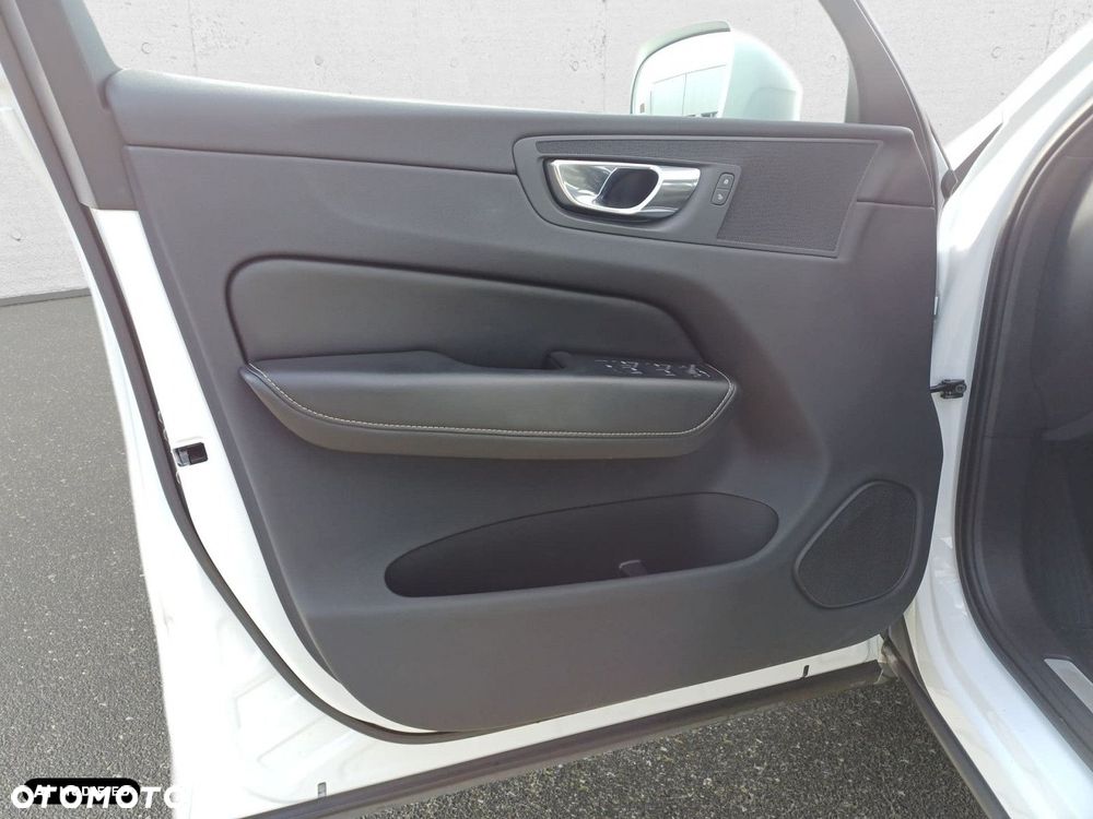 Volvo XC 60 - 11