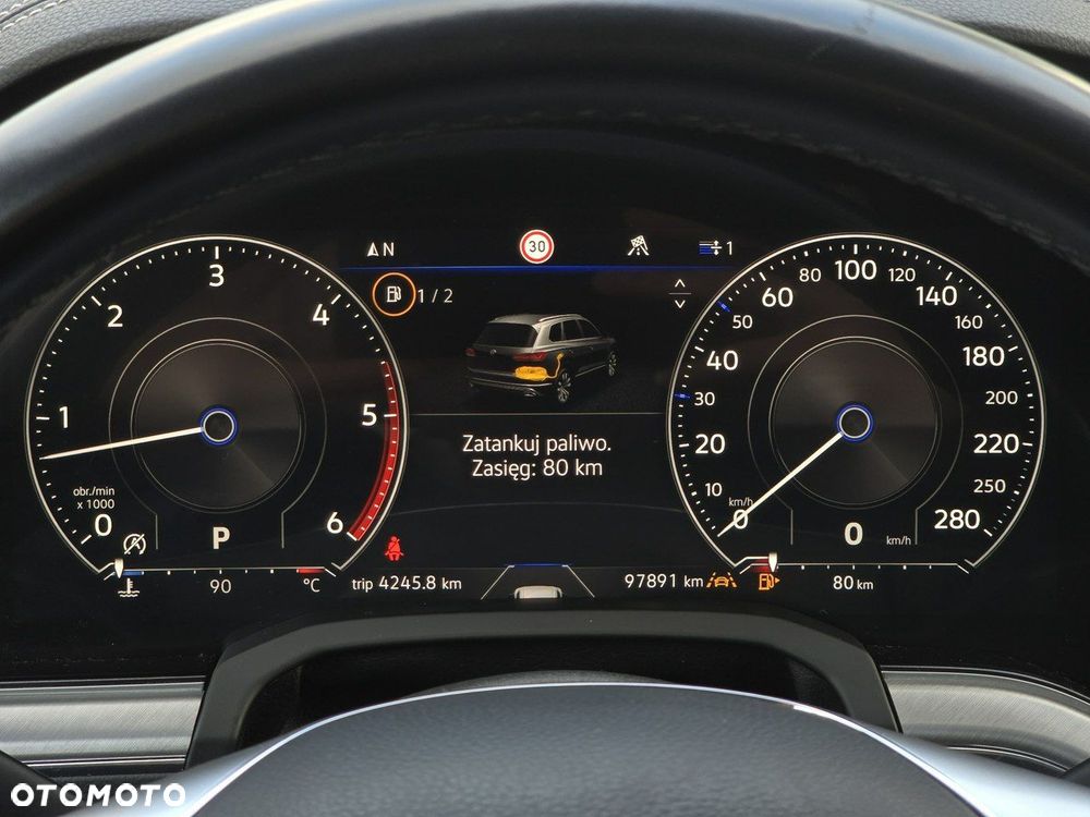 Volkswagen Touareg - 15