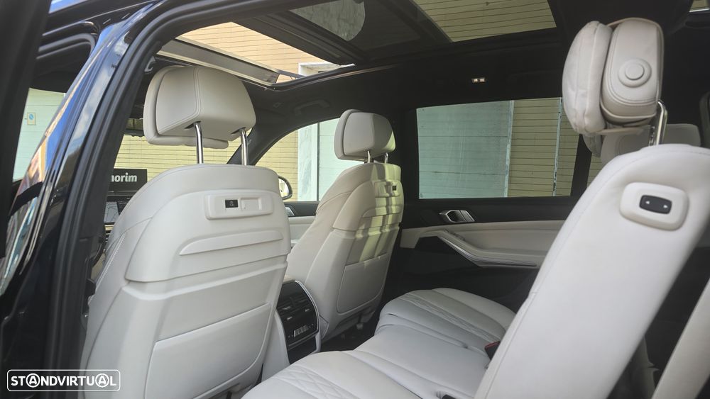 BMW X7 40 i xDrive Pack M - 18
