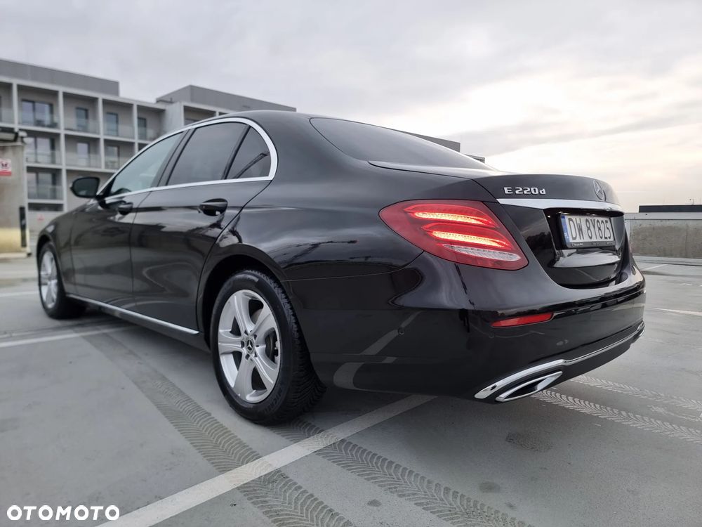 Mercedes-Benz Klasa E 220 d 9G-TRONIC - 5