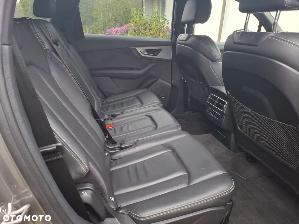 Audi Q7 3.0 TDI Quattro Tiptronic - 17