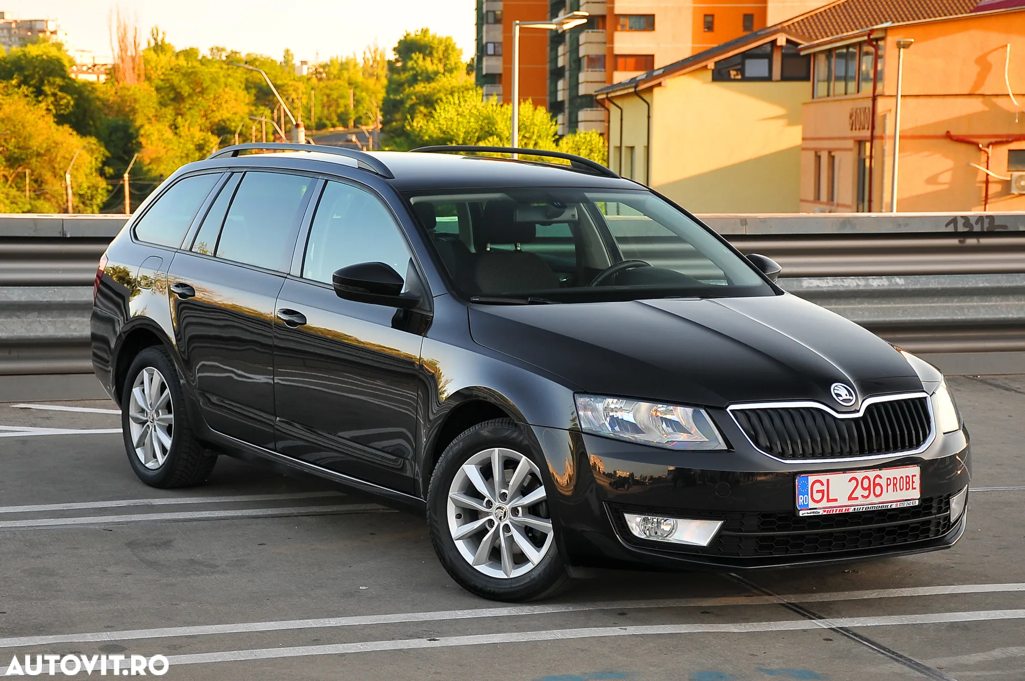 Skoda Octavia 1.2 TSI ELEGANCE - 8