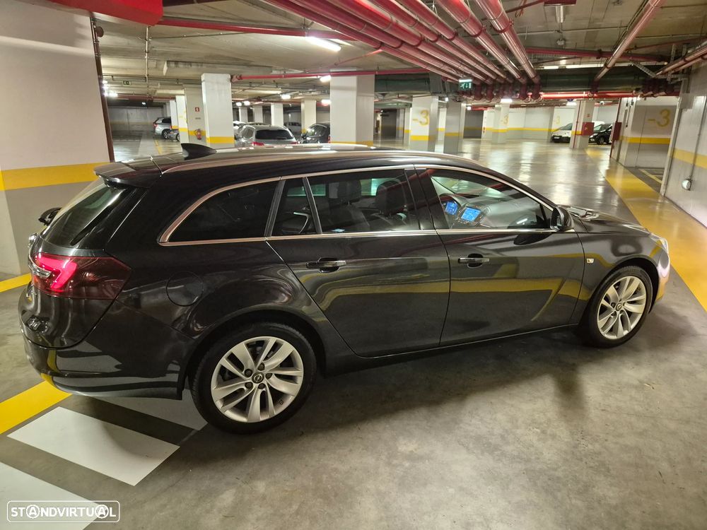 Opel Insignia Sports Tourer 1.6 CDTi Cosmo S/S — fotografia 10