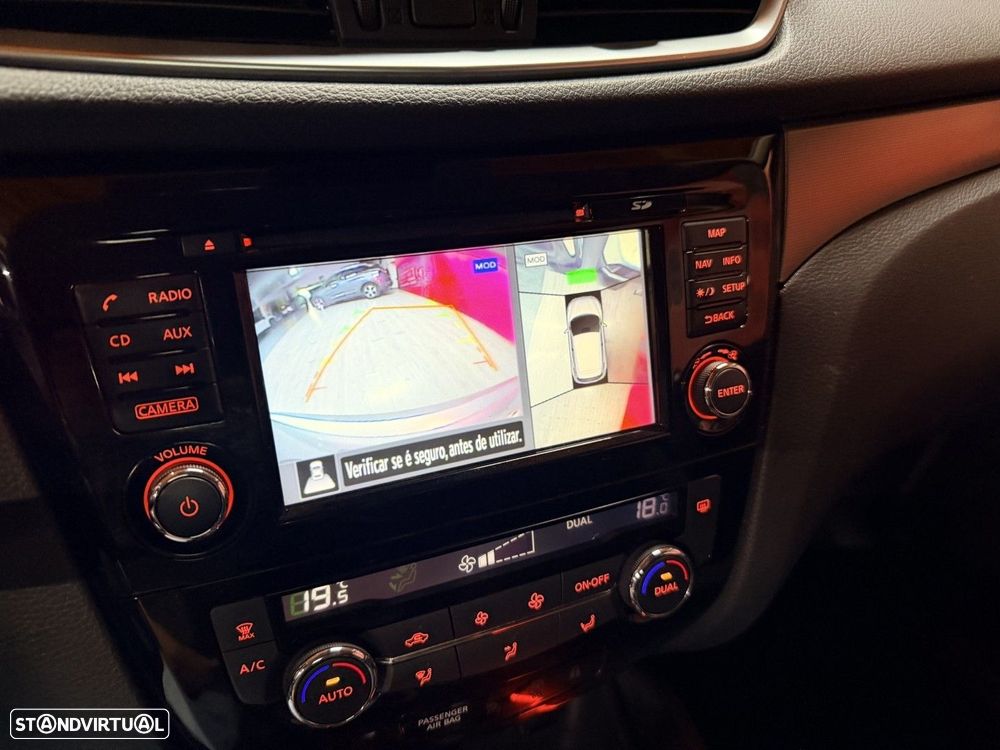 Nissan Qashqai 1.2 DIG-T N-Connecta RS 18 - 11