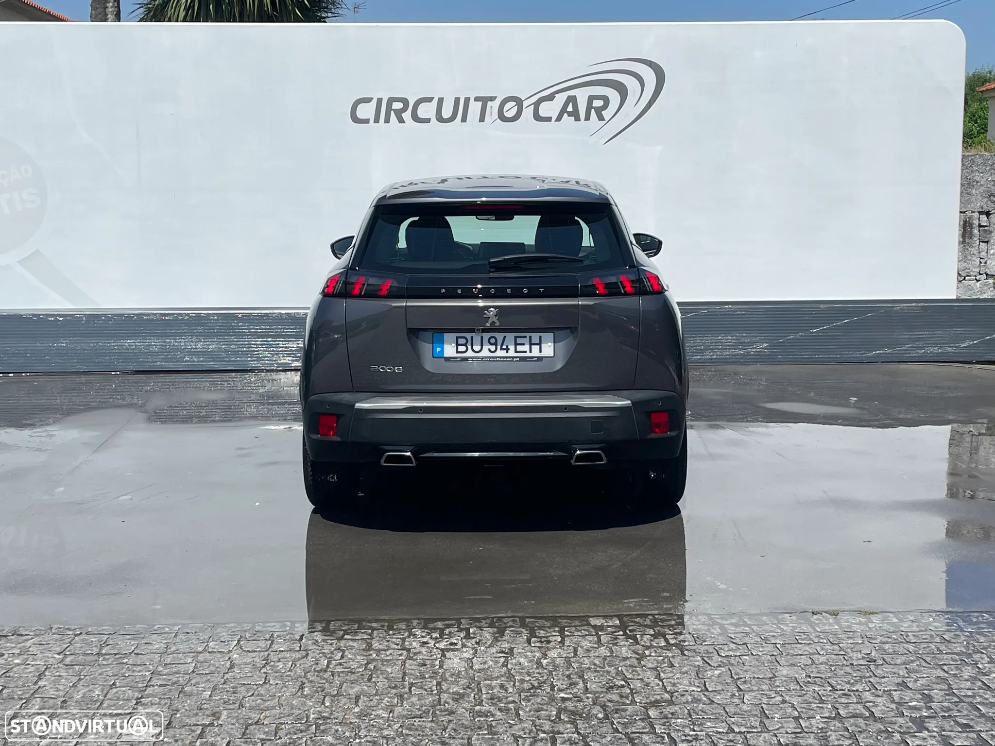 Peugeot 2008 1.2 PureTech Active EAT8 - 11