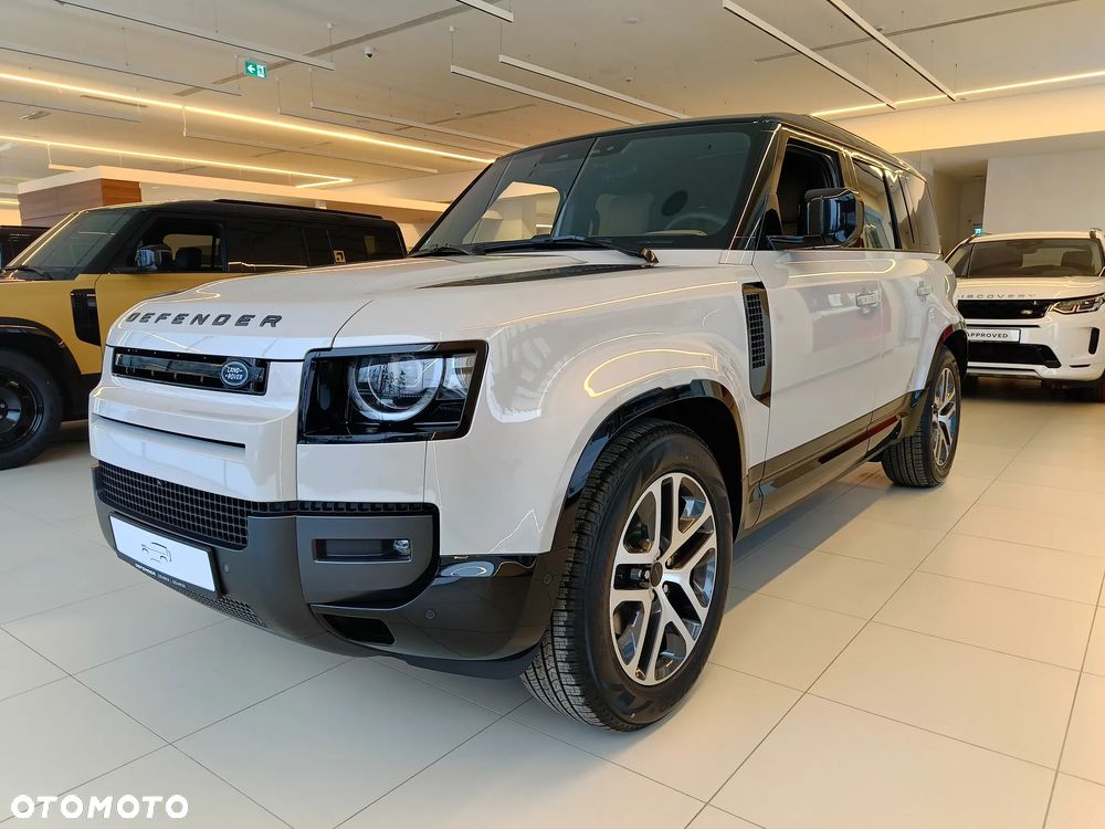 Land Rover Defender - 1