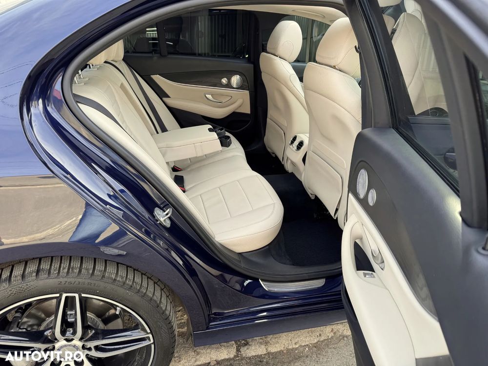 Mercedes-Benz E 350e 9G-TRONIC AMG Line - 34