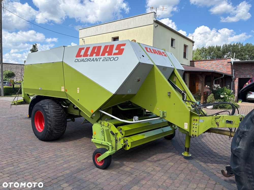 Claas QUADRANT 2200 (nie Krone BigPack, John Deere 690, hesston) - 2