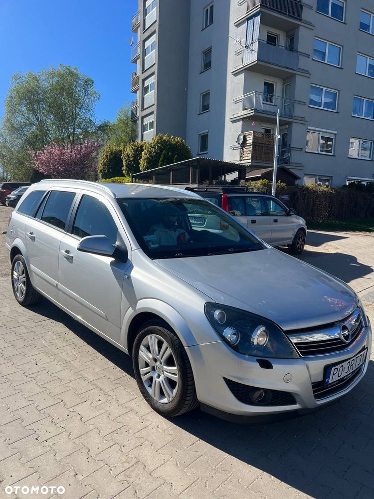 Opel Astra 1.7 CDTI - 23