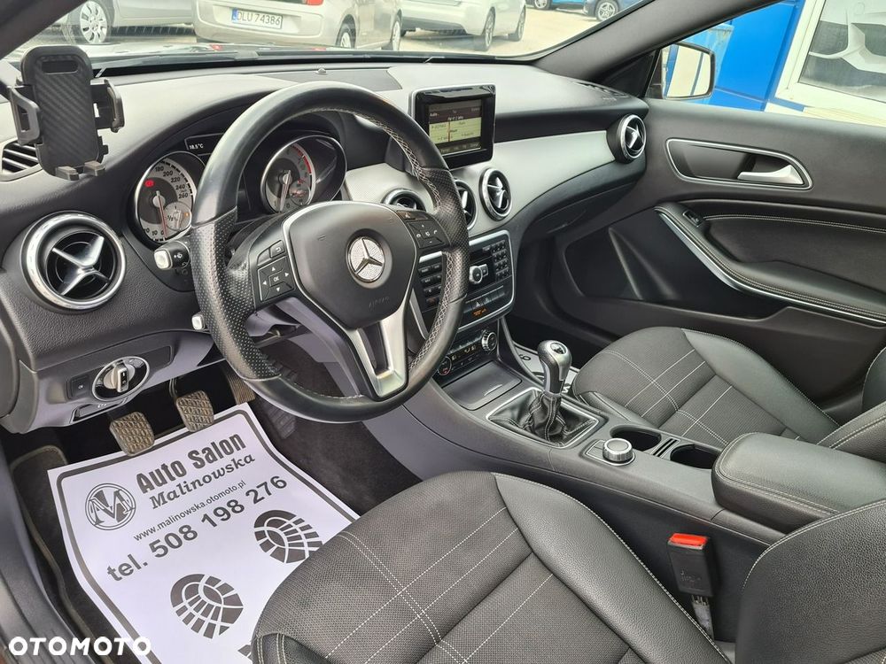 Mercedes-Benz GLA 200 Style - 19