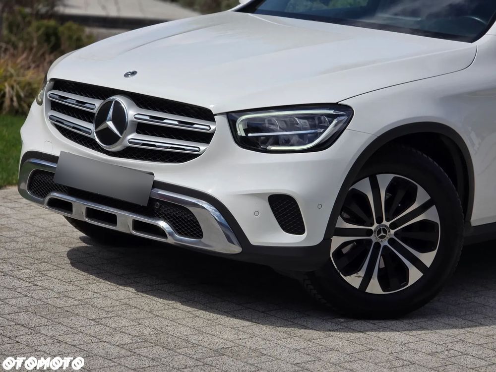 Mercedes-Benz GLC 200 d 4Matic 9G-TRONIC - 11