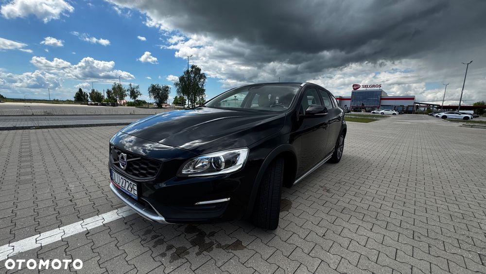 Volvo V60 Cross Country T5 AWD Summum - 1