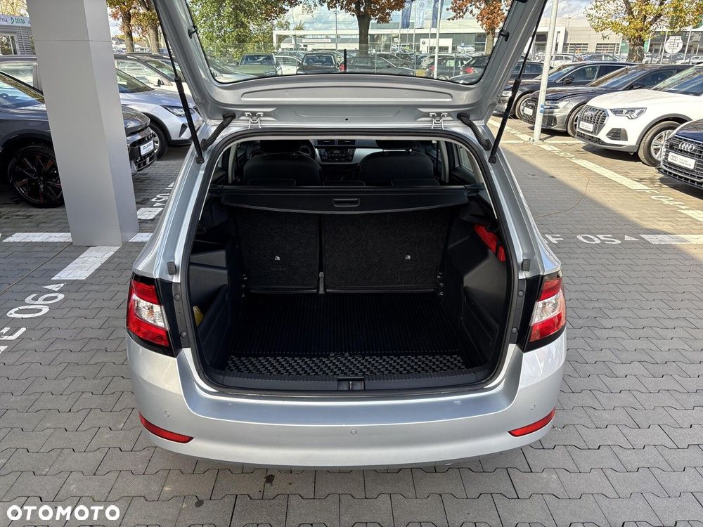 Skoda Fabia 1.0 TSI Ambition - 14