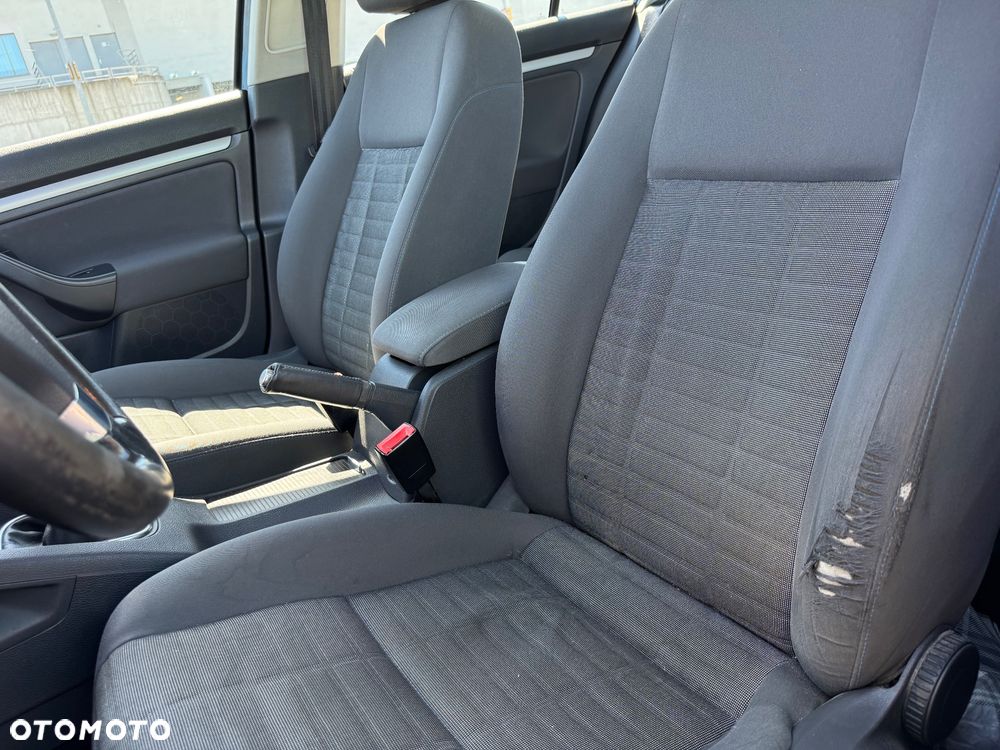 Volkswagen Golf - 15