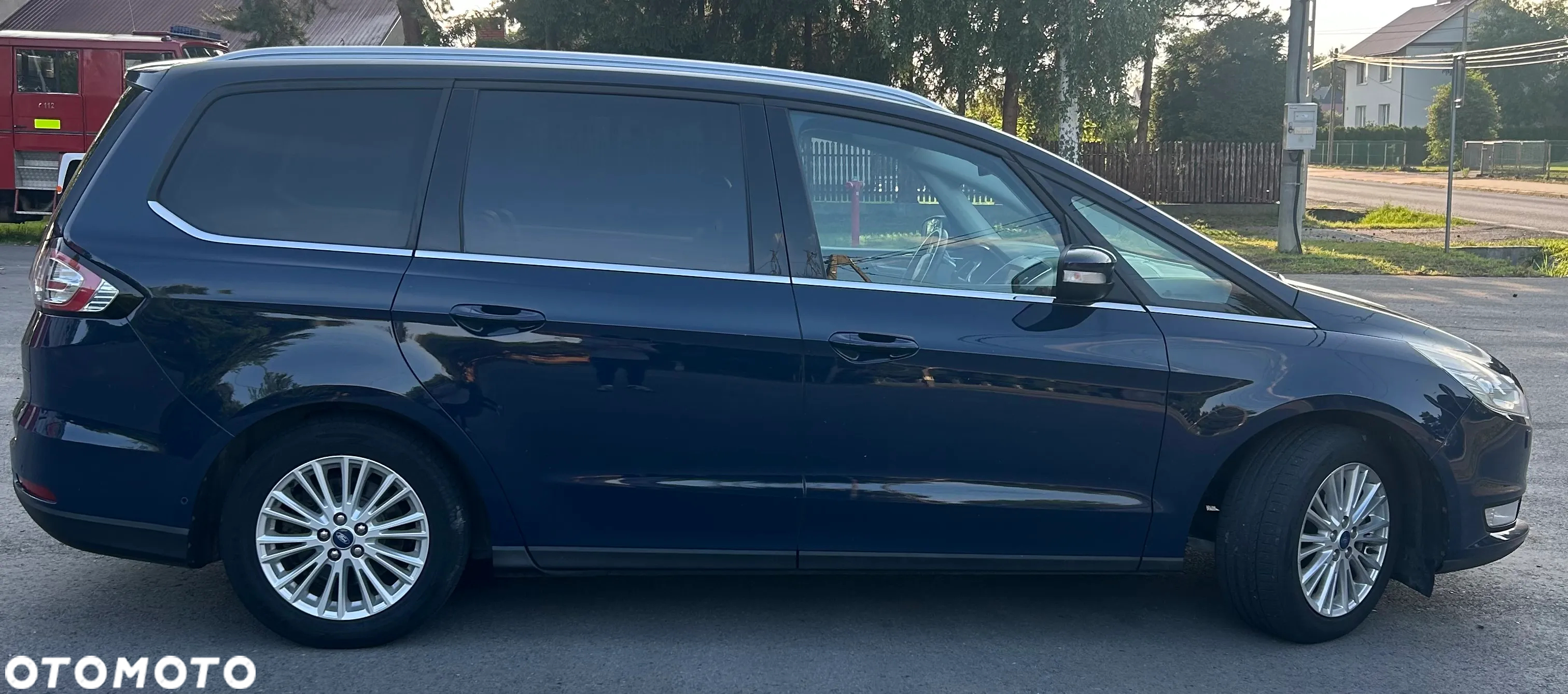 Ford Galaxy - 2