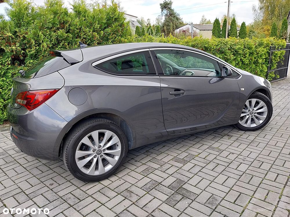 Opel Astra GTC 1.4 Turbo - 31