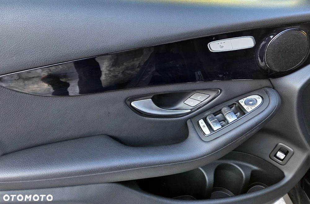 Mercedes-Benz GLC 220 d - 18