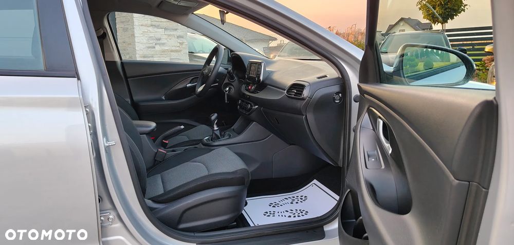 Hyundai i30 blue 1.4 Classic - 25