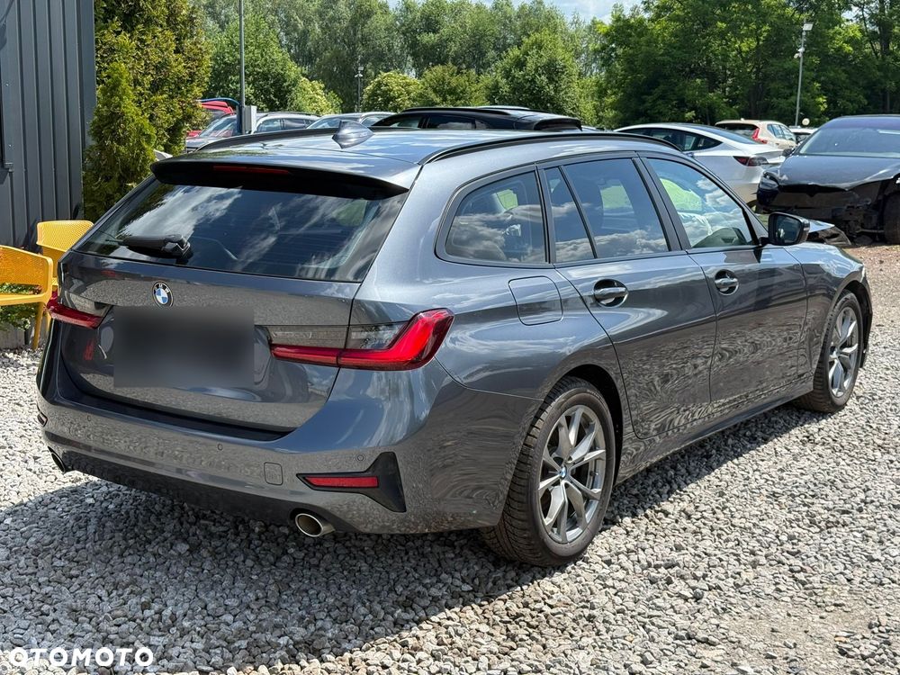 BMW Seria 3 318d MHEV Sport Line - 2