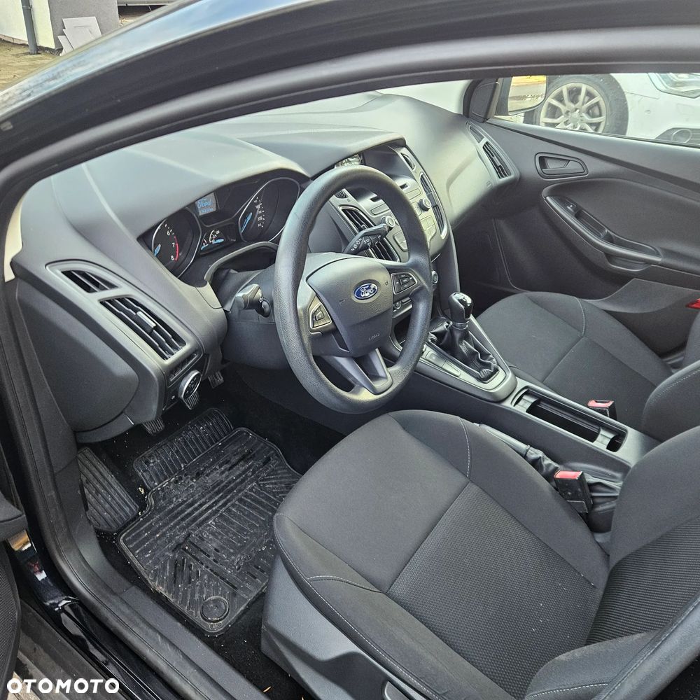 Ford Focus 1.0 EcoBoost Trend - 6