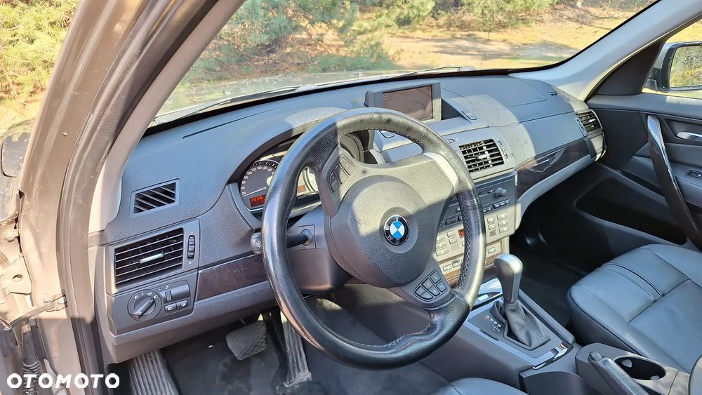 BMW X3 2.5si - 6