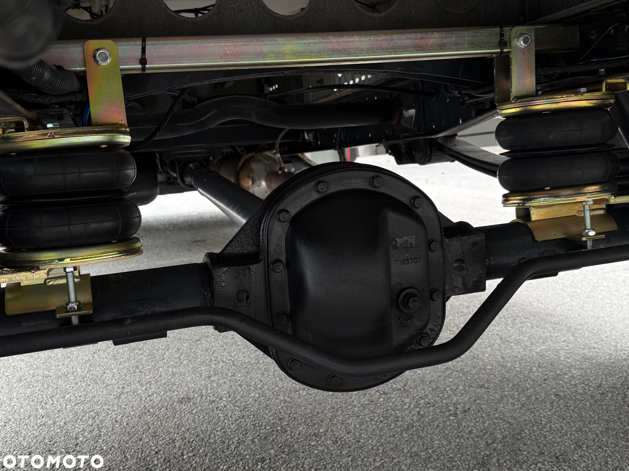 Iveco DAILY 35-160 160KM Hi Matic *Resor+Poduszka* Full LED Kontener * Izoterma +Winda 750KG SUPER STAN!!! - 29