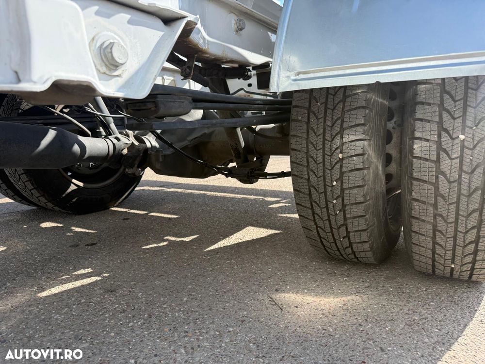 Mercedes-Benz Sprinter - 28