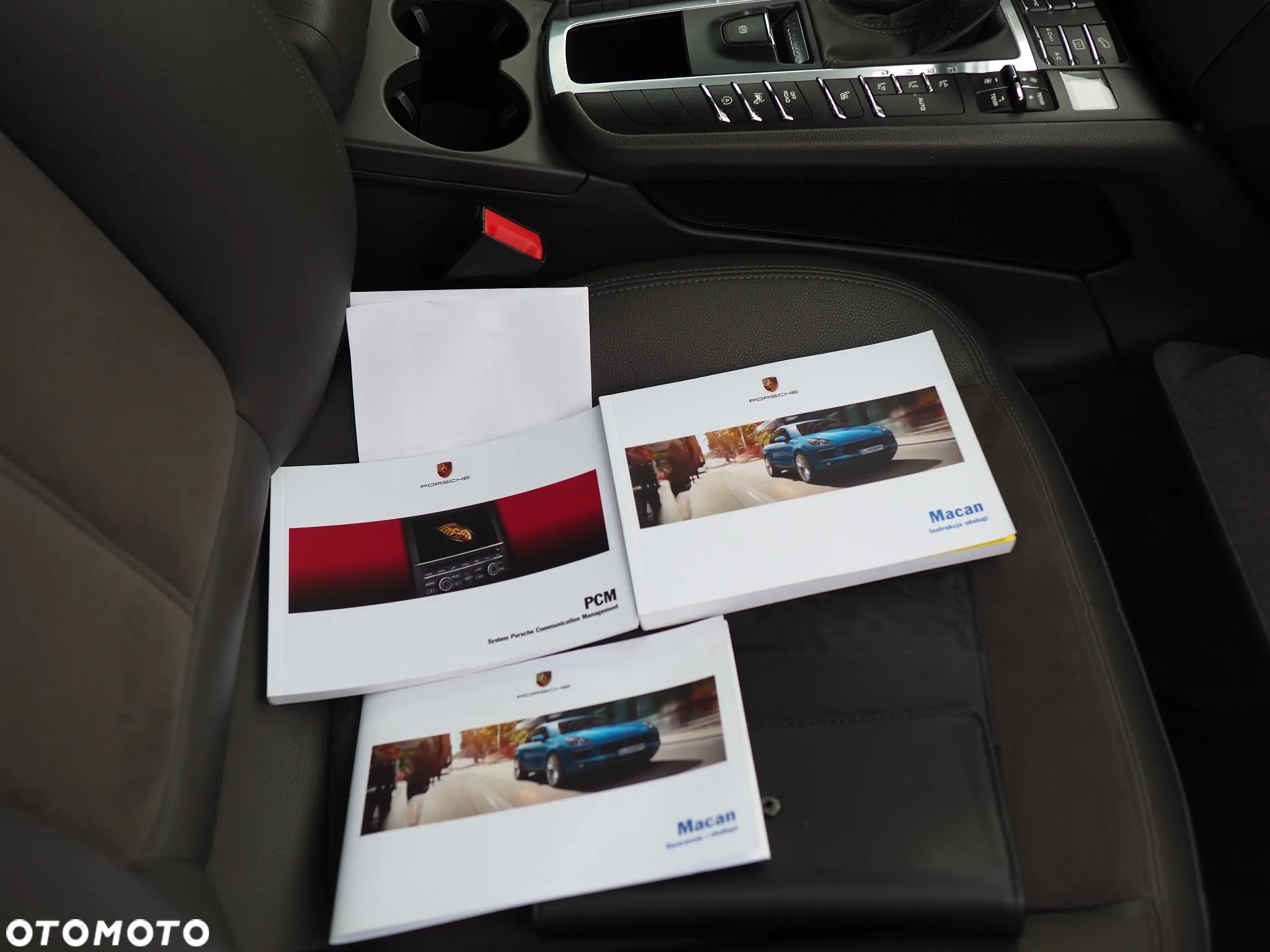 Porsche Macan S - 30