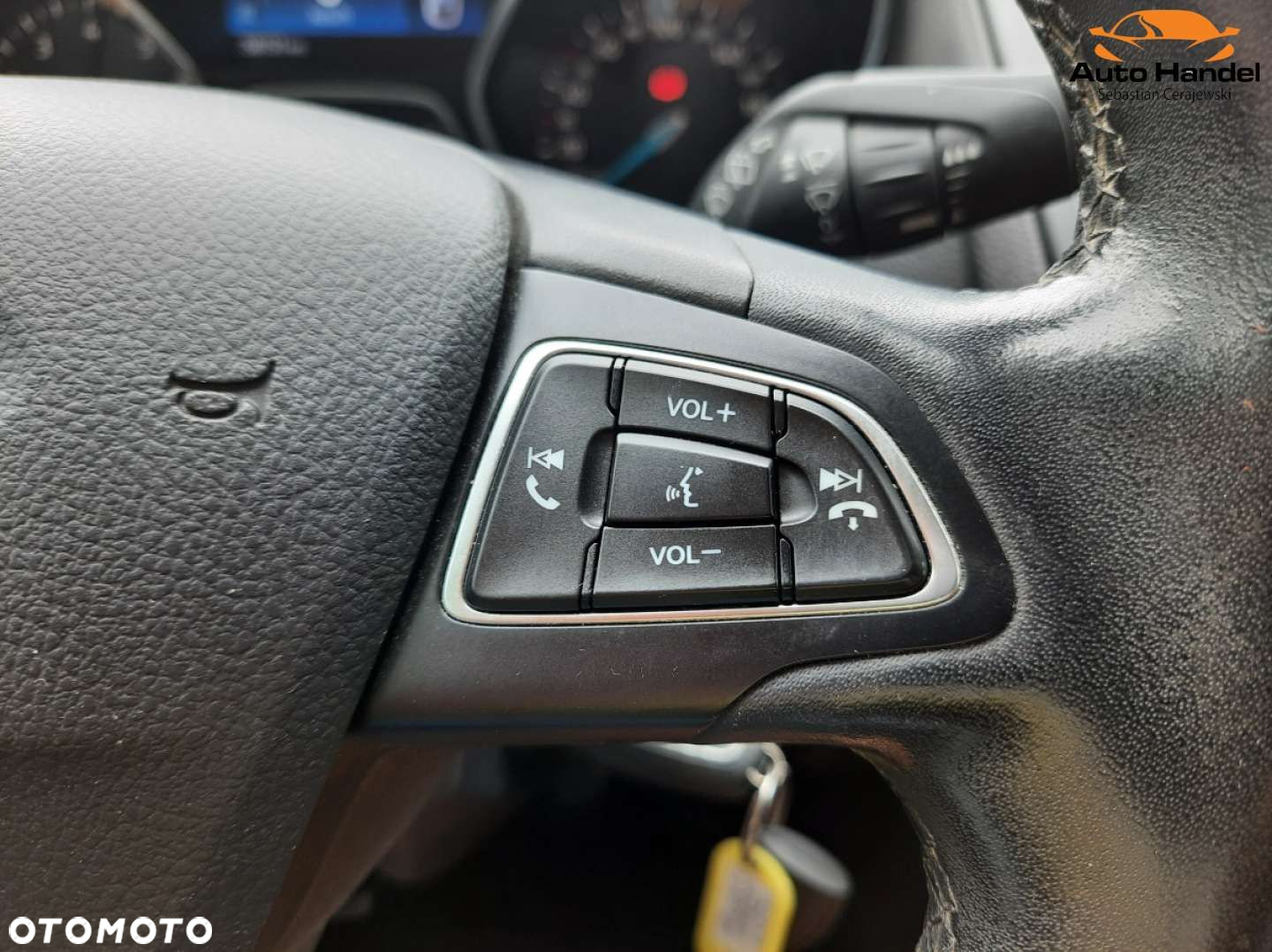 Ford Focus 1.0 EcoBoost Titanium - 29