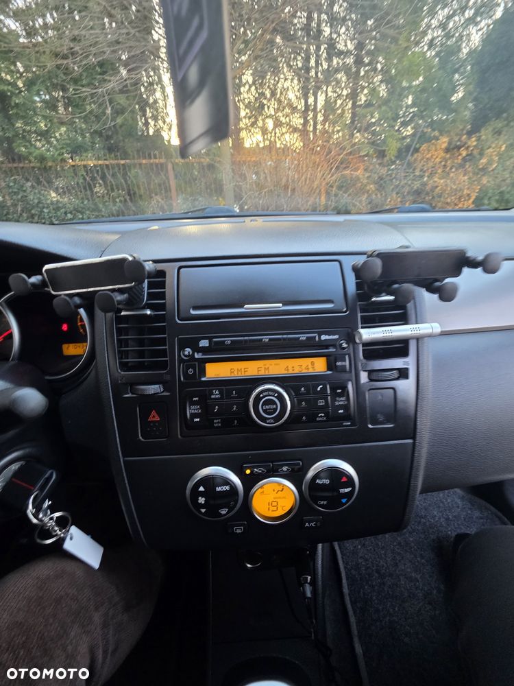 Nissan Tiida - 5